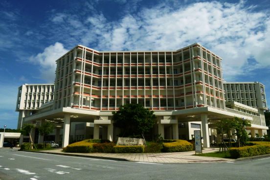 沖縄県立南部医療センター・こども医療センター