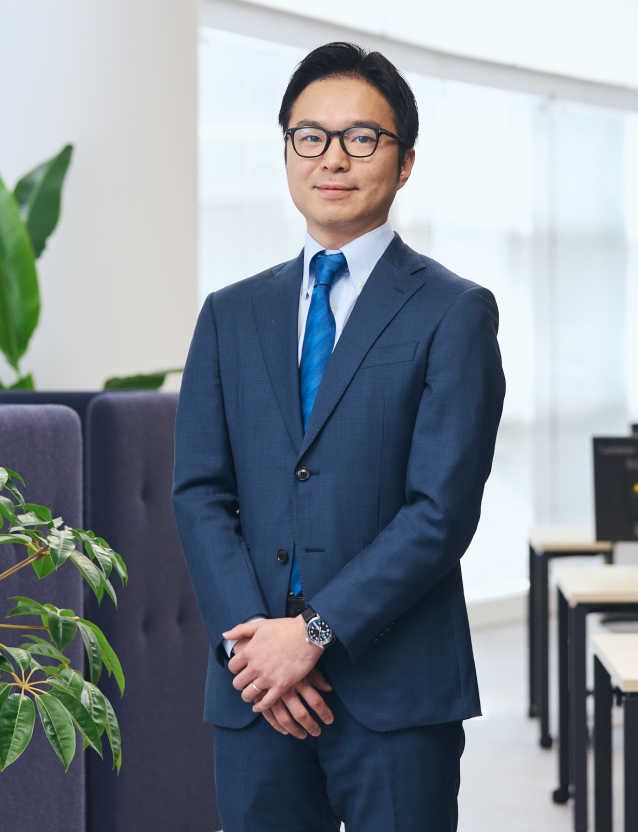 中村 亮介